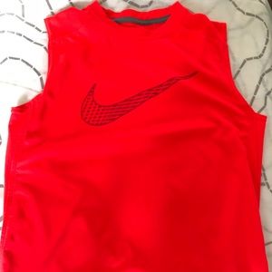 Nike tee